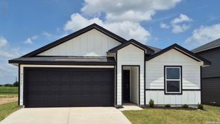 New construction Single-Family house 2115 Windflower Ln, Luling, TX 78648 plan The Baylor - image