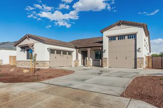 New construction house 8825 N 173rd Ave, Waddell, AZ 85355 plan Carter - image