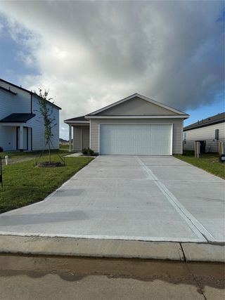 New construction Single-Family house 881 Rd 590114, Cleveland, TX 77327 plan Olympic - image