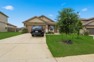 New construction Single-Family house 4219 Thyme Gdn, Von Ormy, TX 78073 plan The Diana - image