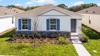 New construction Single-Family house 1660 Hummingbird Rd, Winter Haven, FL 33884 plan Astor - image