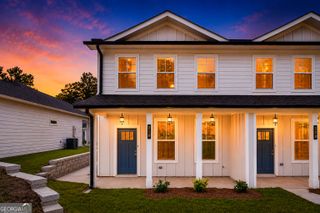 New construction Single-Family house 210 Maddux St, Fayetteville, GA 30214 plan Lanier - image