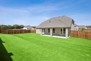 New construction Single-Family house 1317 Benjamin Trl, Van Alstyne, TX 75495 plan Malmo - image