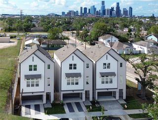 New construction Single-Family house 1802 Line Street, Houston, TX 77009 - photo