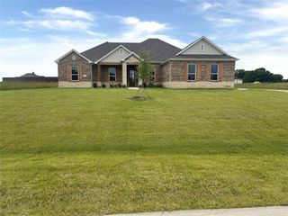 New construction Single-Family house 112 Aiden Dr, Waxahachie, TX 75165 plan Vista - image