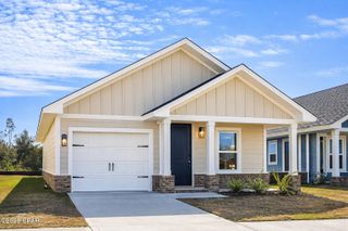New construction Single-Family house 7053 Traditions Dr, Panama City, FL 32404 plan 1365 - image