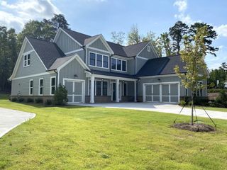 New construction Single-Family house 4510 Greyson Manor Dr, Cumming, GA 30041 plan Chatsworth - image