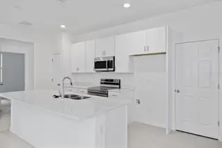 New construction Single-Family house 1194 Atlantic Ave, Fruitland Park, FL 34731 plan Delight - image