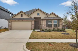 New construction Single-Family house 7613 Poplar Dr, Denton, TX 76226 plan Ellsworth - 40' Smart Series - image