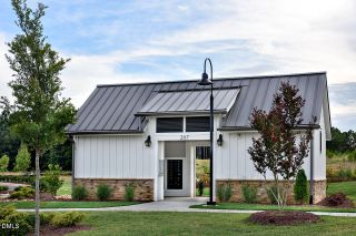 New construction Single-Family house 116 Seagraves Creek Ln, Holly Springs, NC 27540 plan Hamilton - image