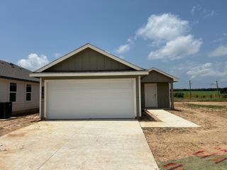 New construction Single-Family house 109 Mullins Dr, Rockdale, TX 76567 - image