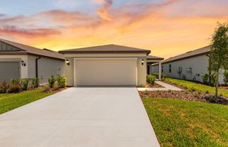 New construction Single-Family house 3033 Windswept Wy, Wildwood, FL 34785 plan Daylen - image