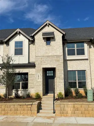 New construction Townhouse house 6817 Robert Reed Dr, Arlington, TX 76001 - image