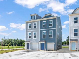 New construction Triplex house 4633 Forest Hills Dr, Unit 1401, North Charleston, SC 29418 - image