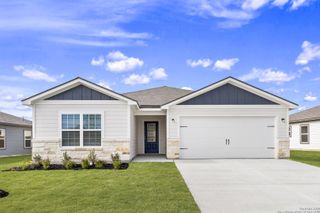 New construction Single-Family house 16024 Stratford Cv, Lytle, TX 78052 - image