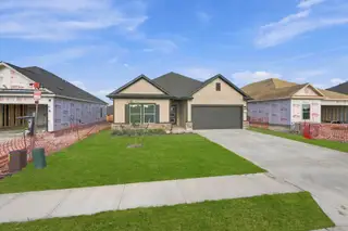 New construction Single-Family house 132 Wind Hl, Jarrell, TX 76537 plan Young - image