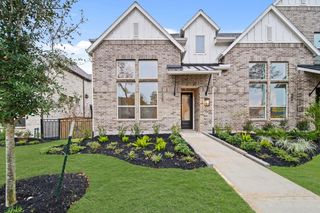 New construction Townhouse house 325 Fields Ln, Montgomery, TX 77316 - image