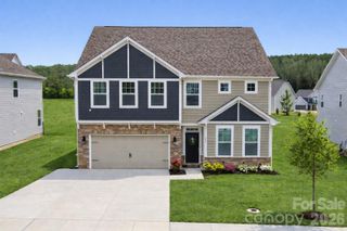 New construction Single-Family house 151 Aviendha Ln, Troutman, NC 28166 plan Summit - image