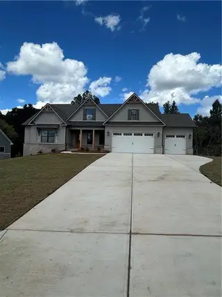 New construction Single-Family house 109 River Rdg Walk, Monroe, GA 30656 plan (GA) Emerson Ranch A.3 3 Front Entry - image