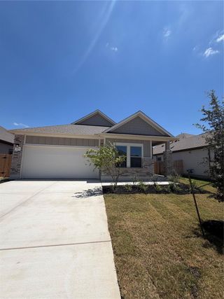New construction Single-Family house 149 Ayres Horn, Cedar Creek, TX 78612 plan Ellis - image