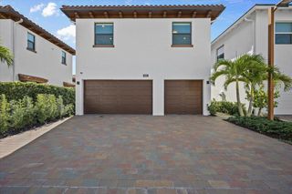 New construction Single-Family house 1005 Faulkner Ter, Palm Beach Gardens, FL 33418 - image