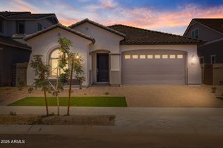 New construction Single-Family house 15642 W Georgia Dr, Surprise, AZ 85379 plan Lassen - image