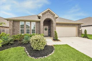 New construction Single-Family house 23601 Zinfandel Dr, Alvin, TX 77511 plan The Aintree - image