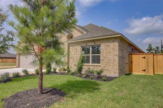 New construction Single-Family house 2514 Shallow Lake Ln, Iowa Colony, TX 77583 - image