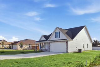 New construction Single-Family house 130 Merion Ln, La Vernia, TX 78121 - image