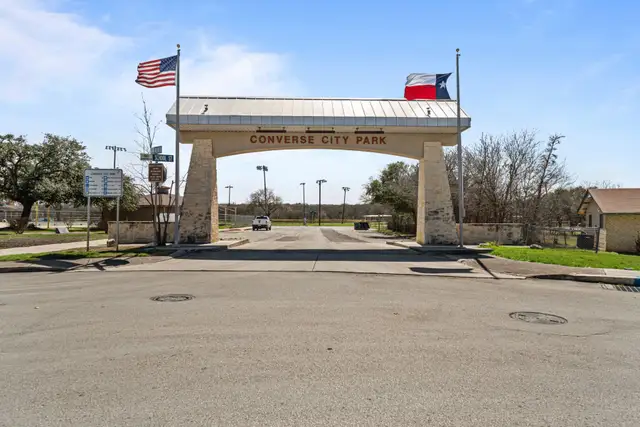 Paloma Park image