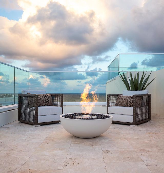 3550 South Ocean by DDG Partners in Palm Beach - photo