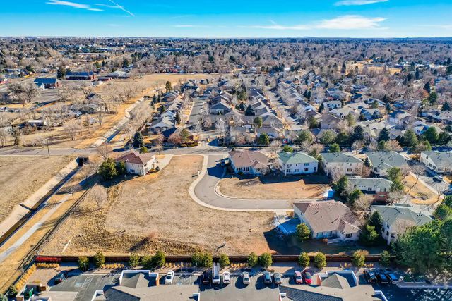 Kingston Court by BLVD Builders in Aurora - photo