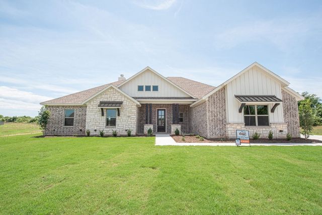 Bulldog Crossing by DOC Homes in Millsap - photo