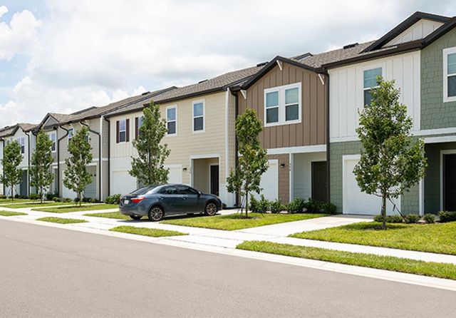 Madison Place by Starlight Homes in Davenport - photo