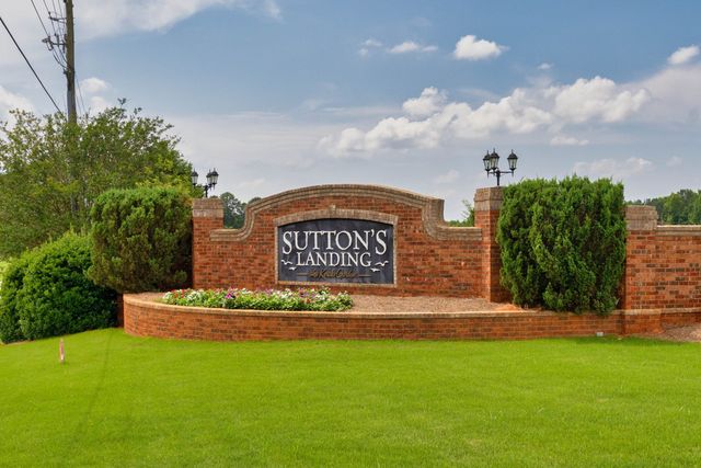 Sutton’s Landing image