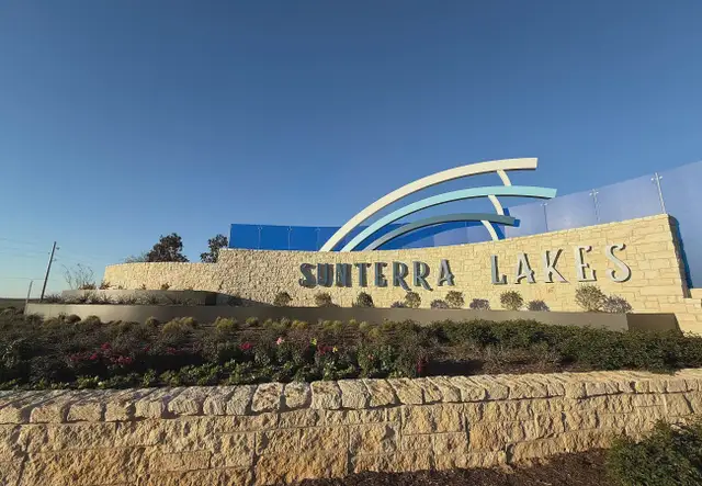 Sunterra Lakes image