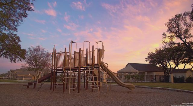 The Canyons at Amhurst image