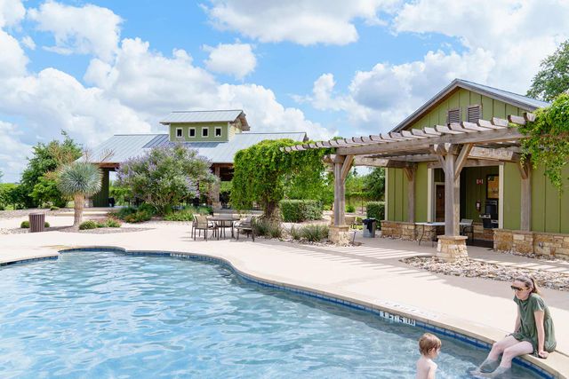 The Crossvine 45’ image