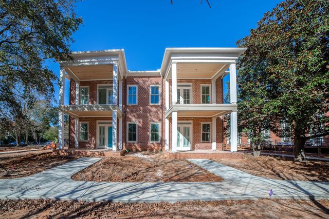 1200 Ponce image