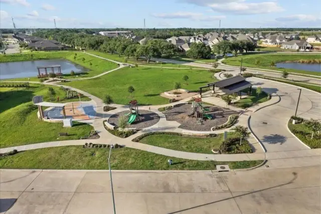 Massey Oaks image