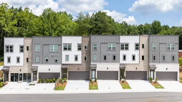 Overlook at Peachtree Corners image