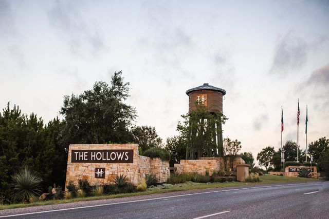 The Hollows on Lake Travis 85' by Coventry Homes in Jonestown - photo