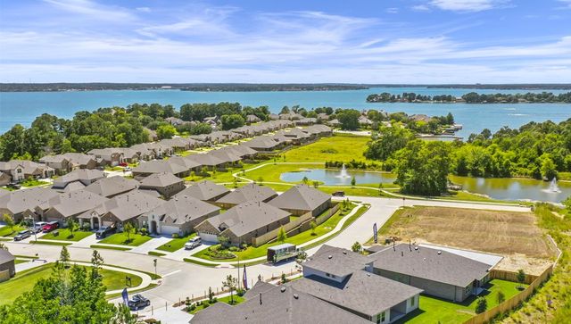 Water Crest on Lake Conroe - LAKE FRONT image