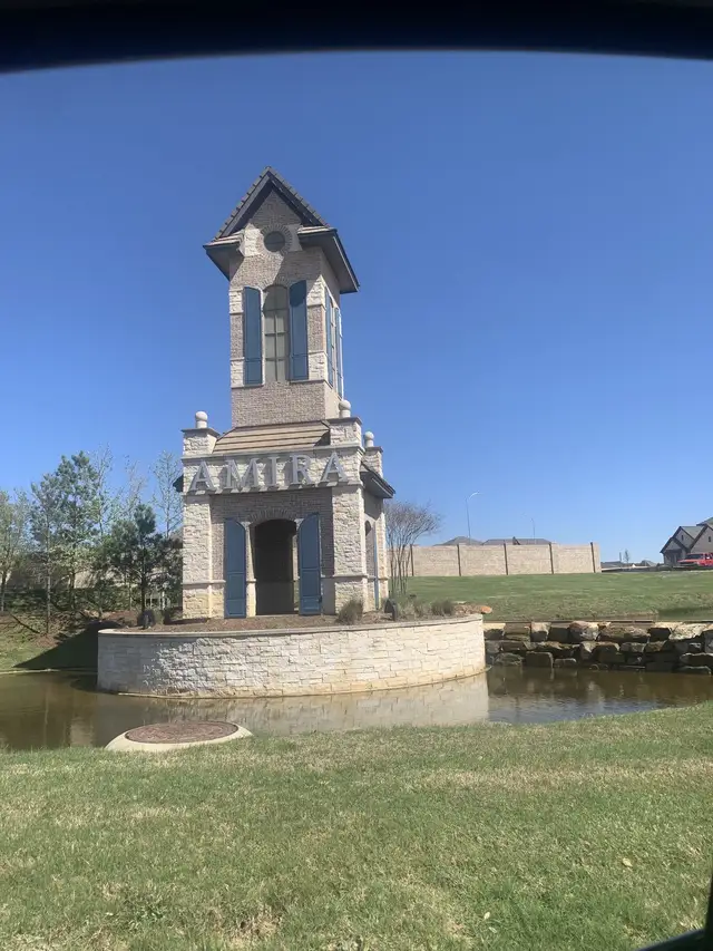 Amira: Hilltop Collection image