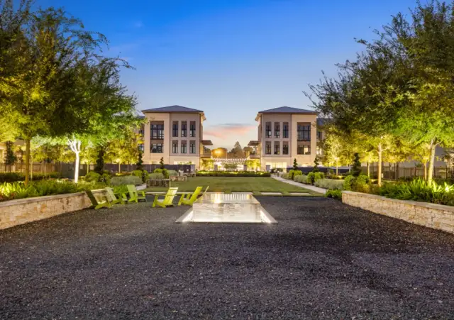 Memorial Green image