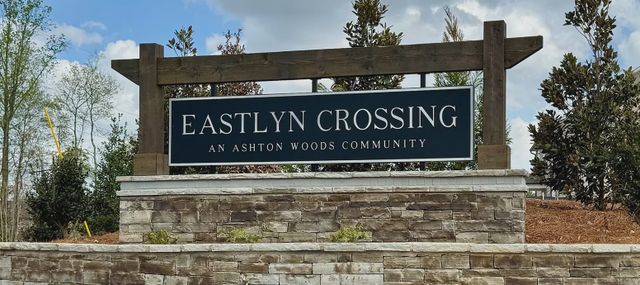 Eastlyn Crossing image