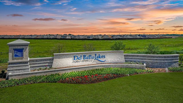 Del Bello Lakes – 60' by Westin Homes in Manvel - photo