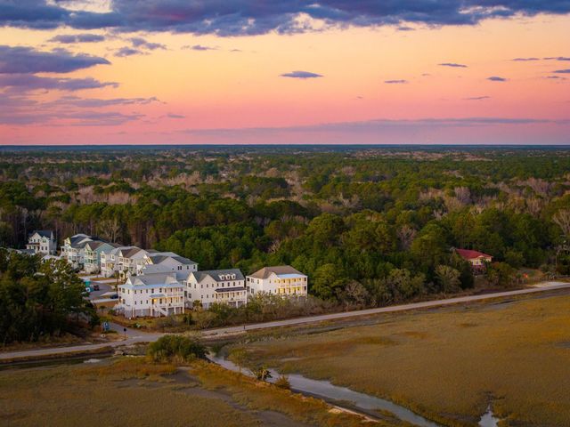Overlook at Copahee Sound image