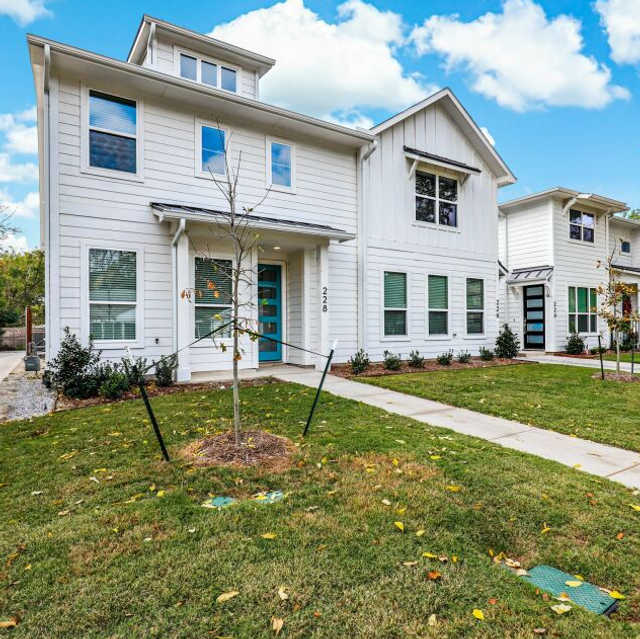 River District Townhomes by Village Homes in Fort Worth - photo