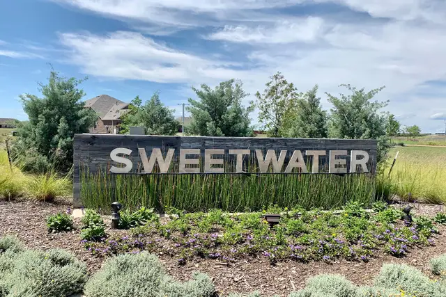Light Farms - Sweetwater image